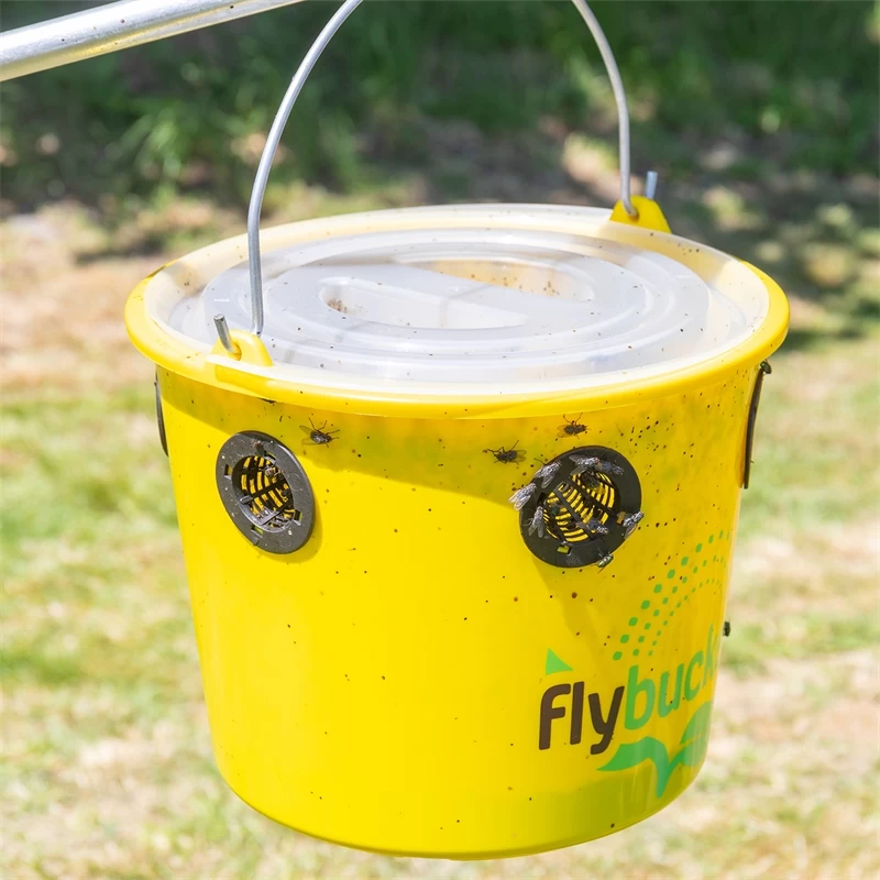 SET: Flybuckets Fliegenfalle + Lockmittel 240g - Fliegenschutz Für Stall & Weide – Bild 11