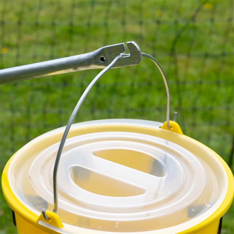 SET: Flybuckets Fliegenfalle + Lockmittel 240g - Fliegenschutz Für Stall & Weide – Bild 16