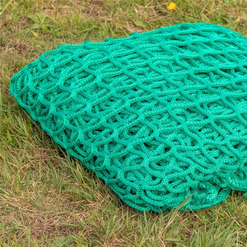 VOSS.farming Rundballennetz, Heunetz Für Rundballen - 1,40x1,40m, Maschenweite 4,5x4,5cm – Bild 3